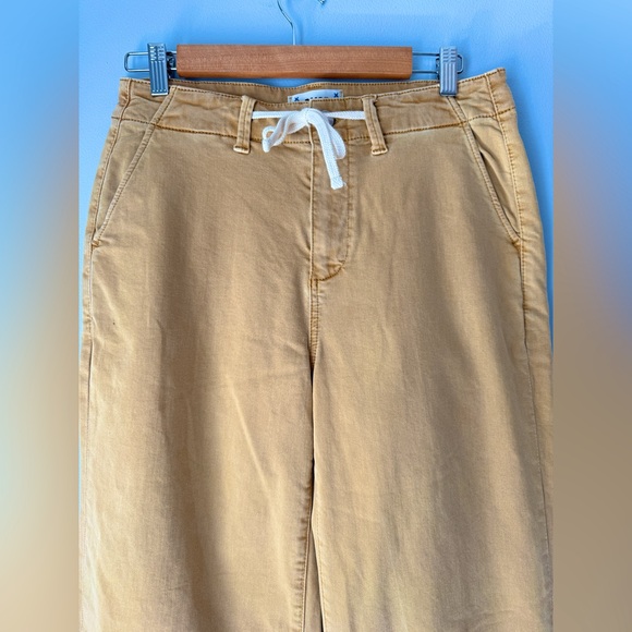 Paige Carly Cropped Pants - Picture 4 of 6